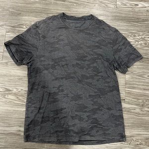 Lululemon Men's Grey Camo Tee